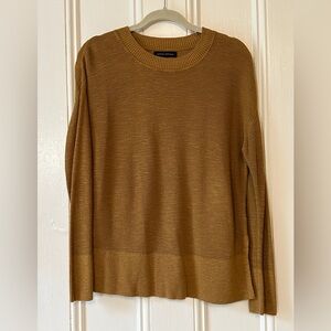 Banana Republic women’s size M Linen/Rayon Crewneck Sweater